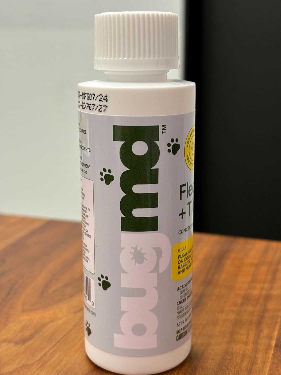 Flea and Tick Concentrate (3.7 Oz, 2 Pack) - Essential Oil-Powered Formula, Controls Fleas, Ticks, Mites in Dogs and Other Furred Animals, Spray on Pet Beds, Kennels